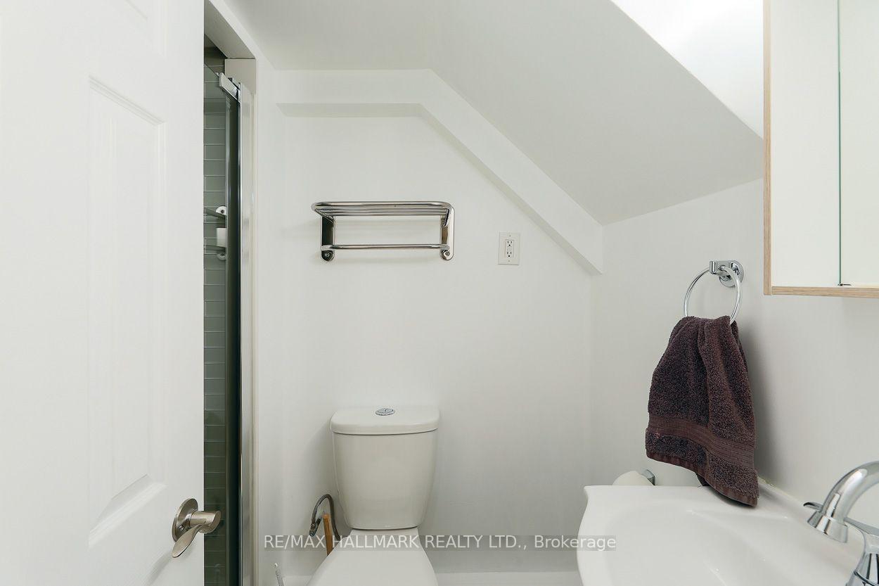 Photo 29 of 527 Craven Road, Toronto, Greenwood-Coxwell — HOMEH
