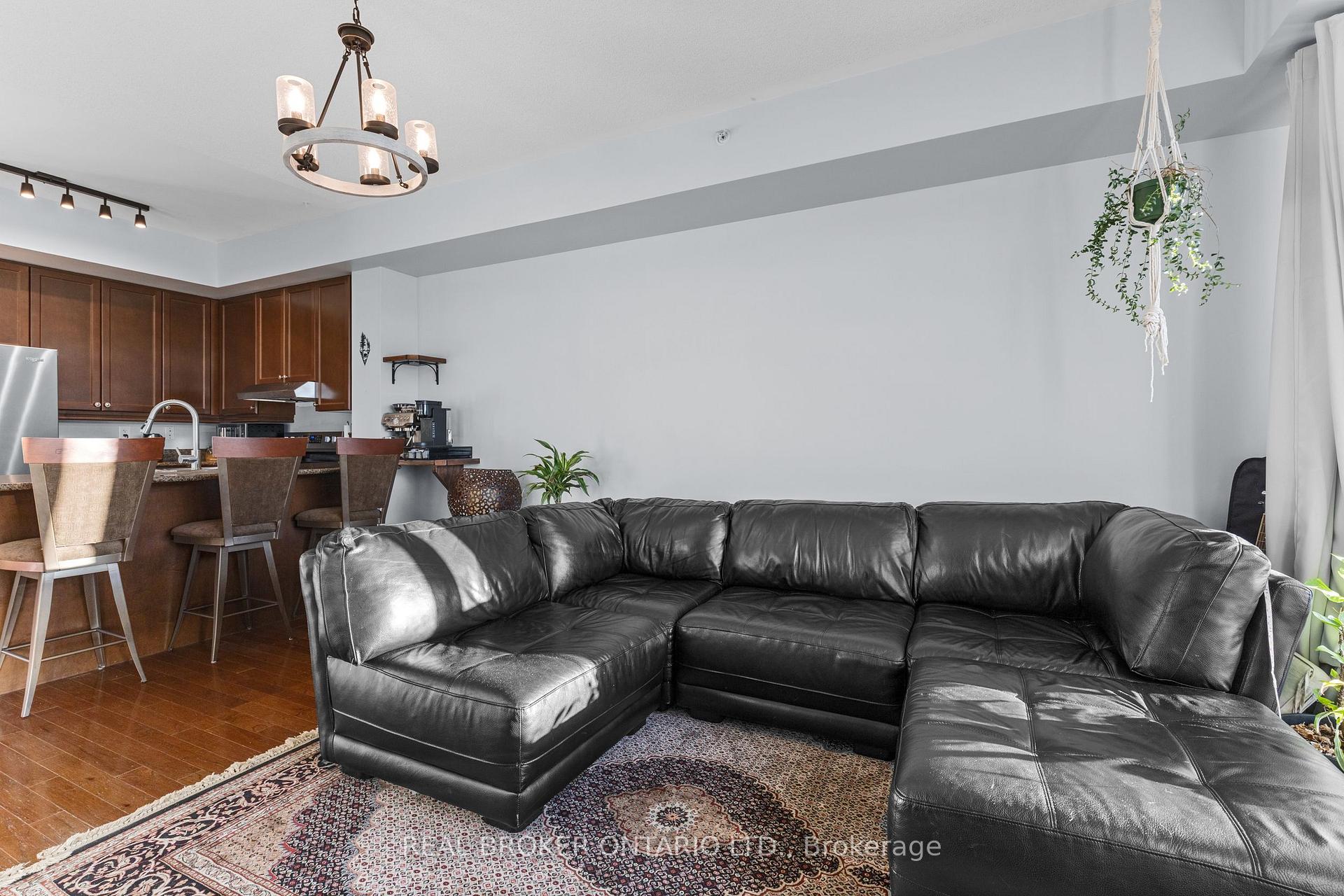 Photo 9 of Unit 302, 1 Shipyard Lane, Collingwood — HOMEH
