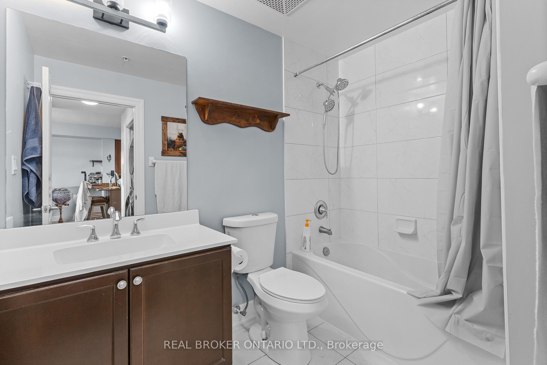 Photo 13 of Unit 302, 1 Shipyard Lane, Collingwood — HOMEH