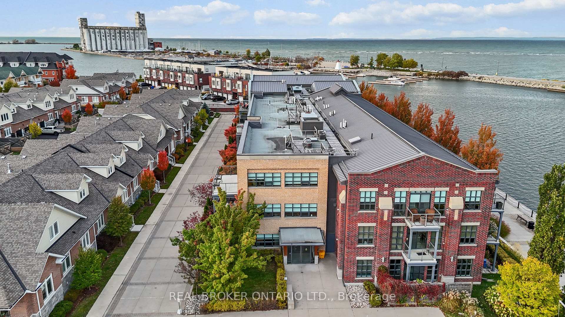 Photo 45 of Unit 302, 1 Shipyard Lane, Collingwood — HOMEH