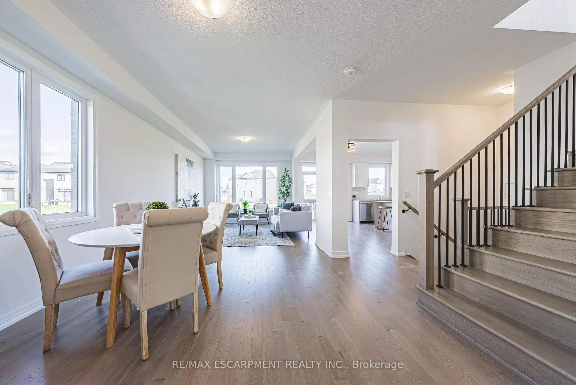 Photo 5 of 208 Provident Way, Hamilton, Mount Hope — HOMEH