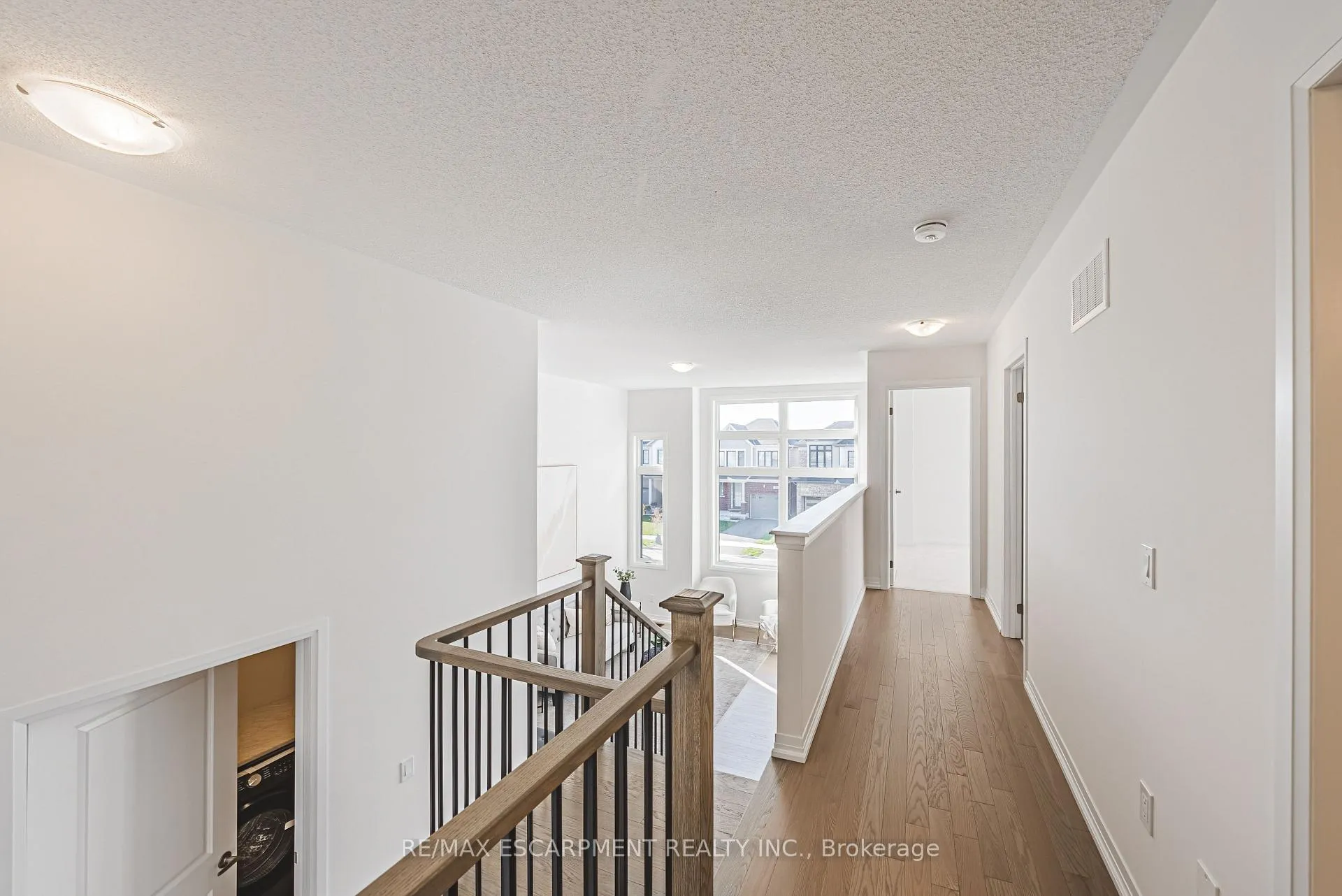 Photo 34 of 208 Provident Way, Hamilton, Mount Hope — HOMEH