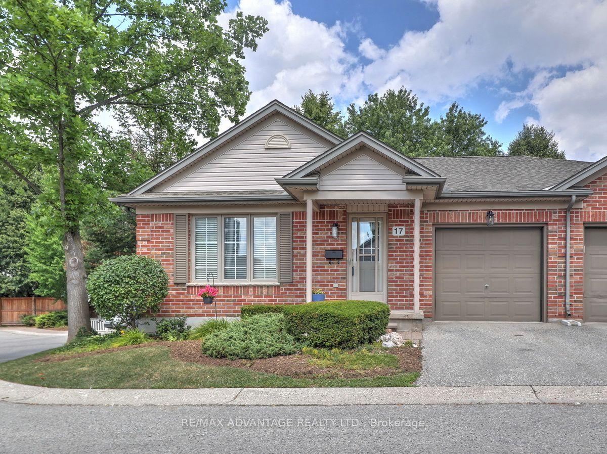 Front of Unit 17, 515 Proudfoot Lane