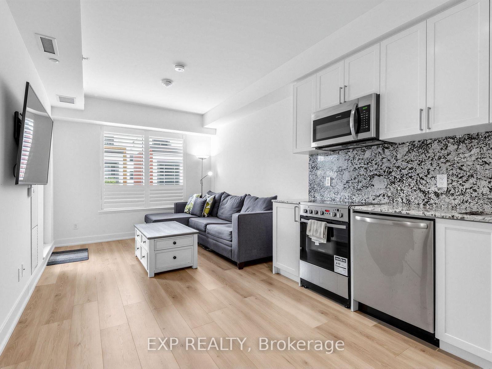 Photo 3 of Unit 217W, 268 Buchanan Drive, Markham, Unionville — HOMEH