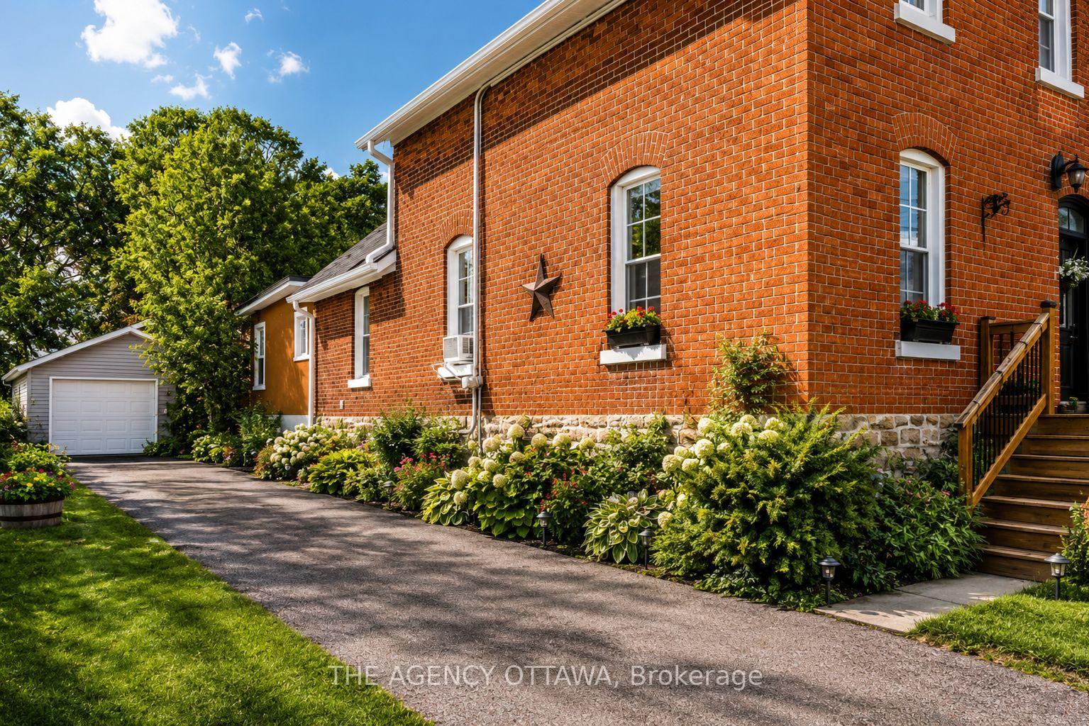 Photo 43 of Unit A & B, 33 Napoleon Street, Carleton Place, Carleton Place — HOMEH