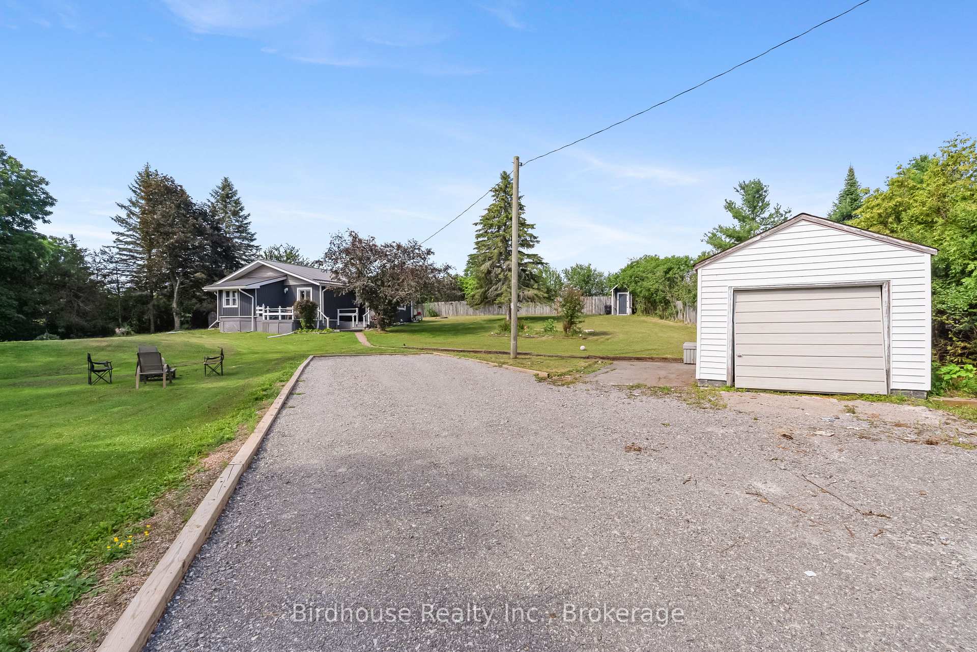 Photo 2 of 9 Hapley Circle, Kawartha Lakes, Emily — HOMEH