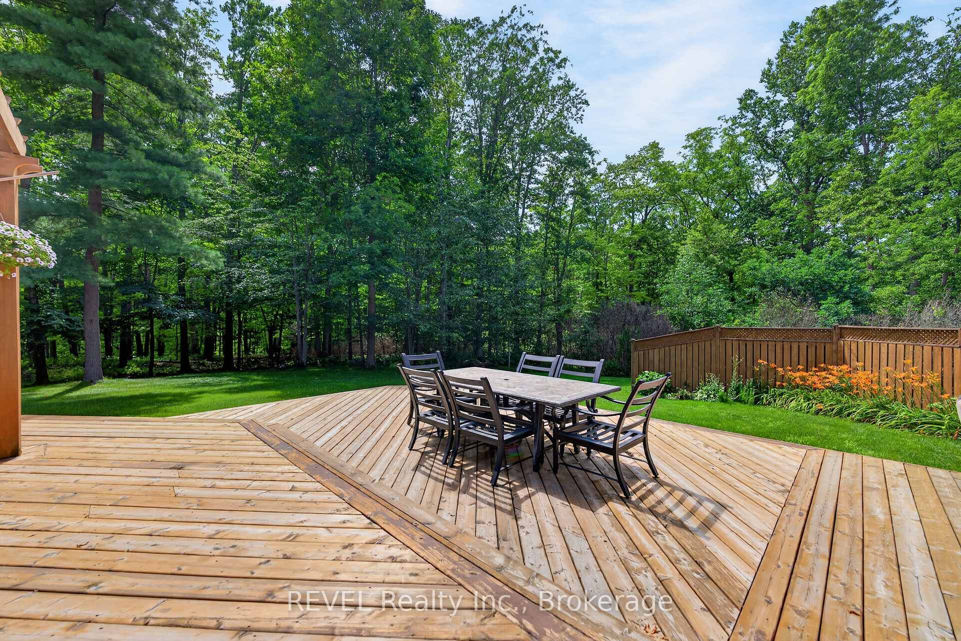 Photo 49 of 2791 Decew Road, St. Catharines, Rykert/Vansickle — HOMEH