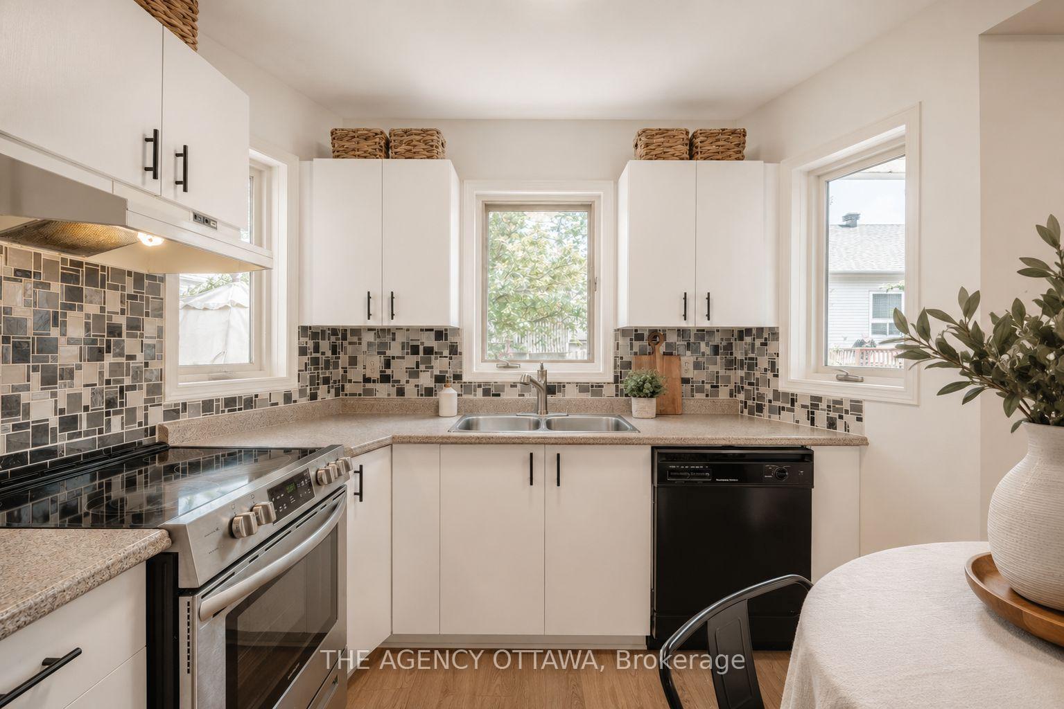 Photo 14 of 3 North Ridge Manor, Carleton Place, Carleton Place — HOMEH