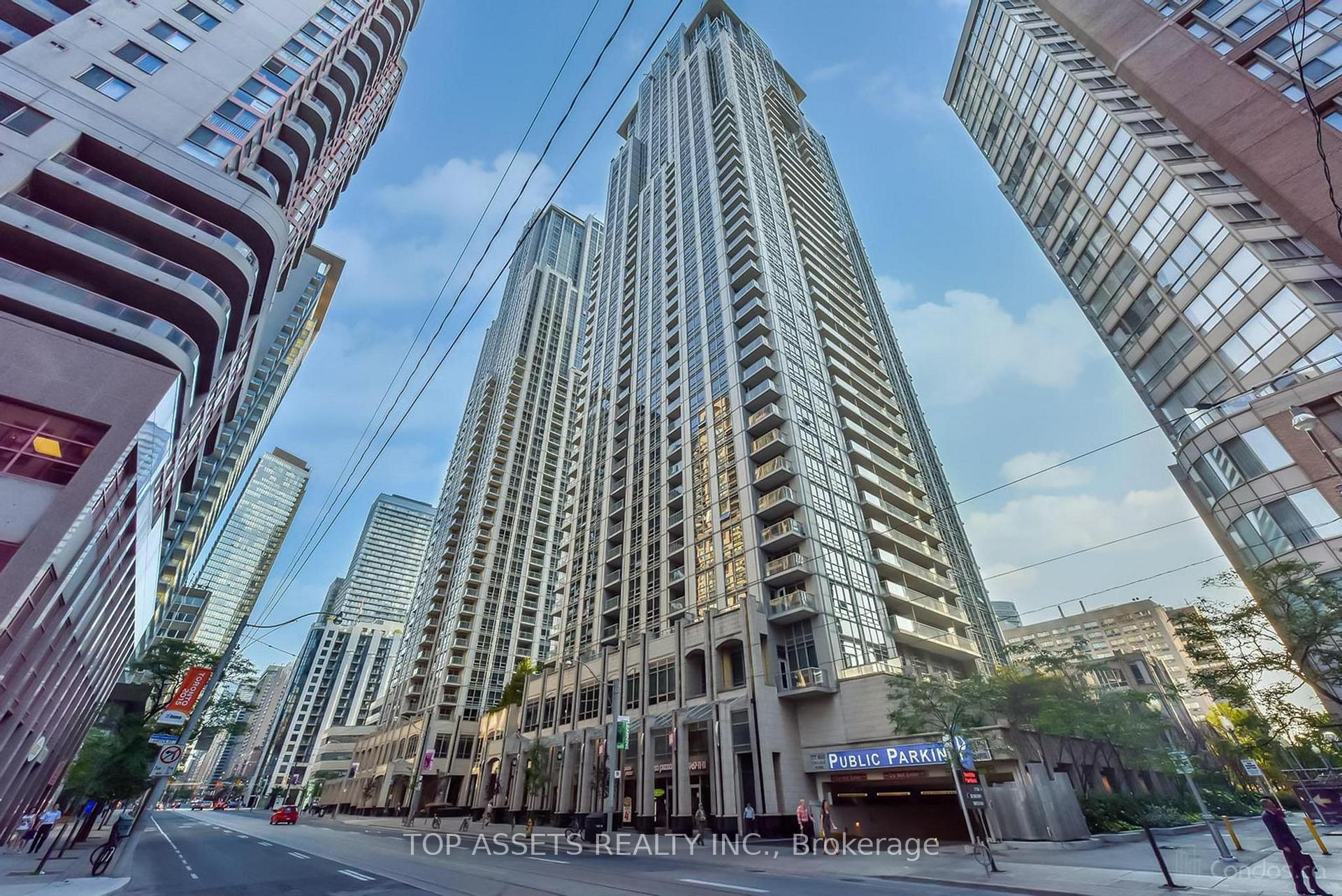 Front of Unit 3102, 761 Bay Street