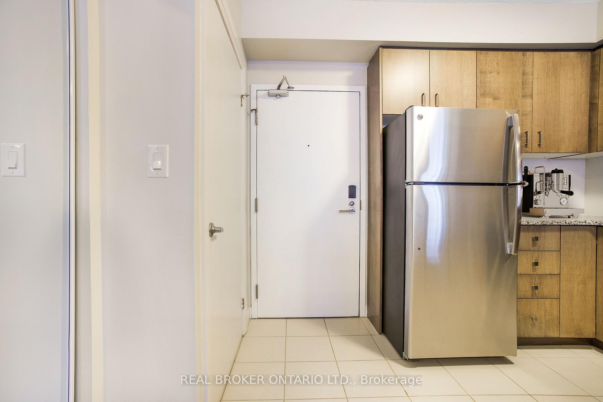Photo 7 of Unit 802, 53 Arthur Street S, Guelph, St. Patrick's Ward — HOMEH