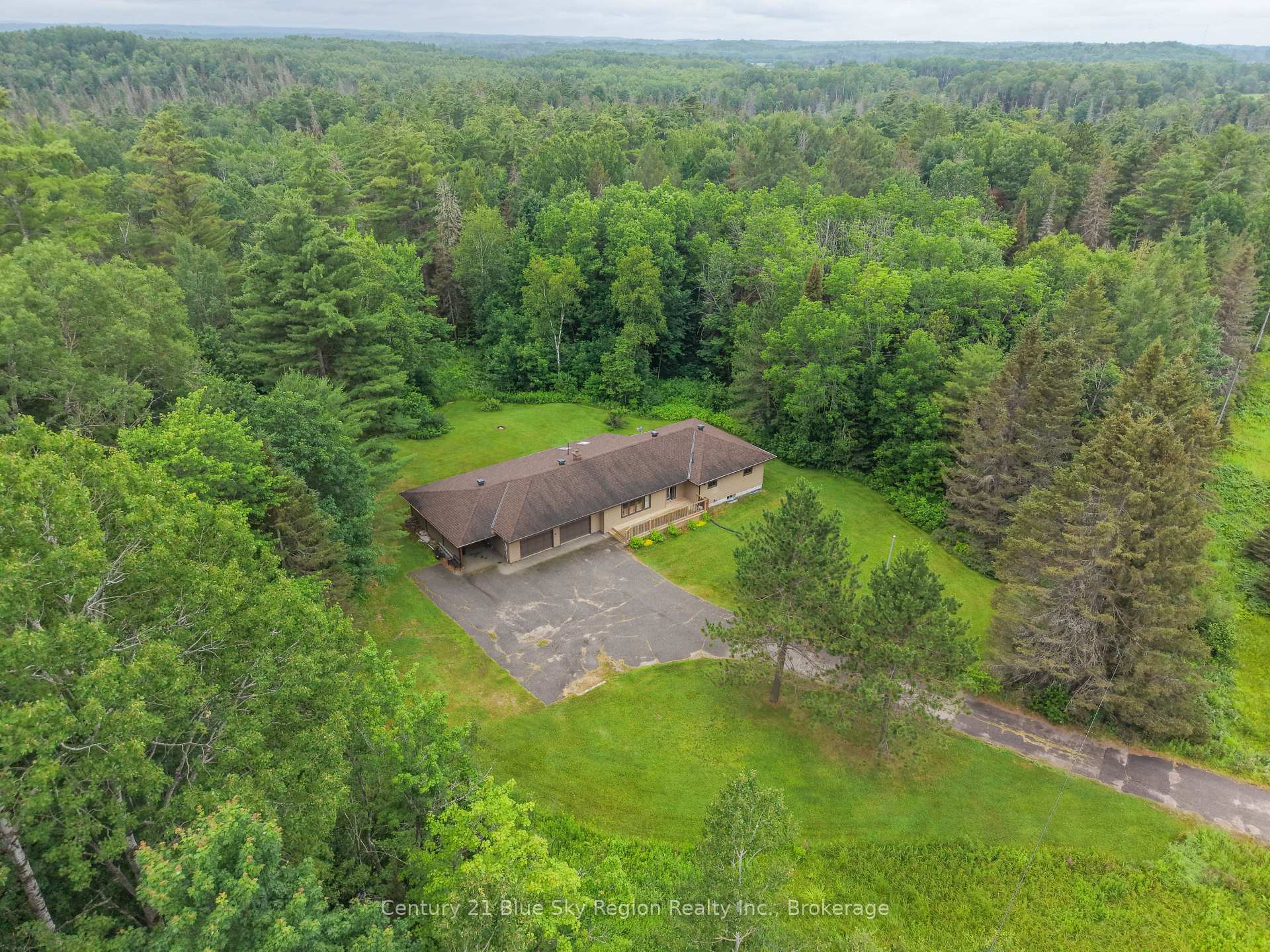Photo 19 of 1532 Highway 17 E, Bonfield — HOMEH