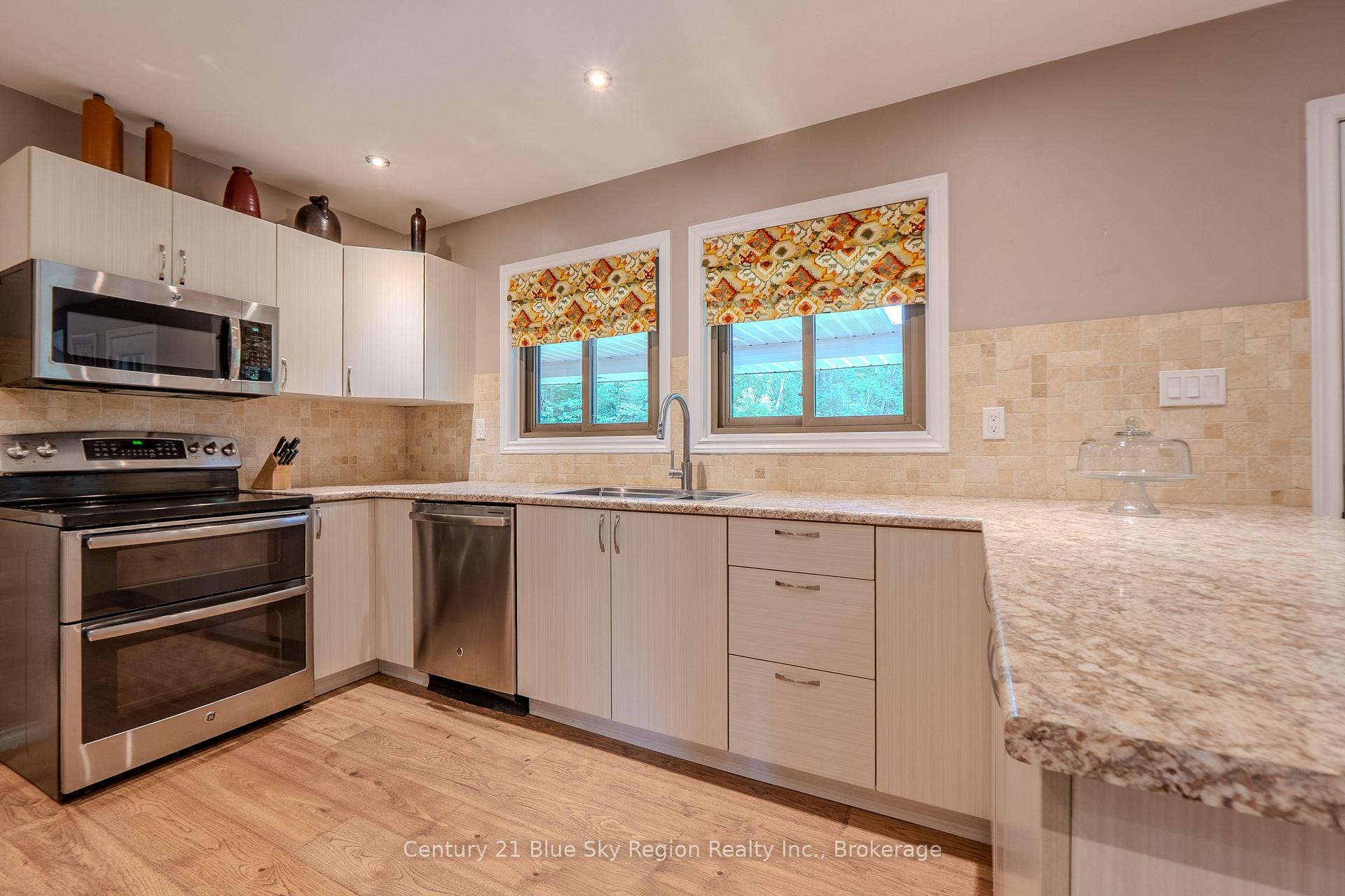 Photo 23 of 1532 Highway 17 E, Bonfield — HOMEH