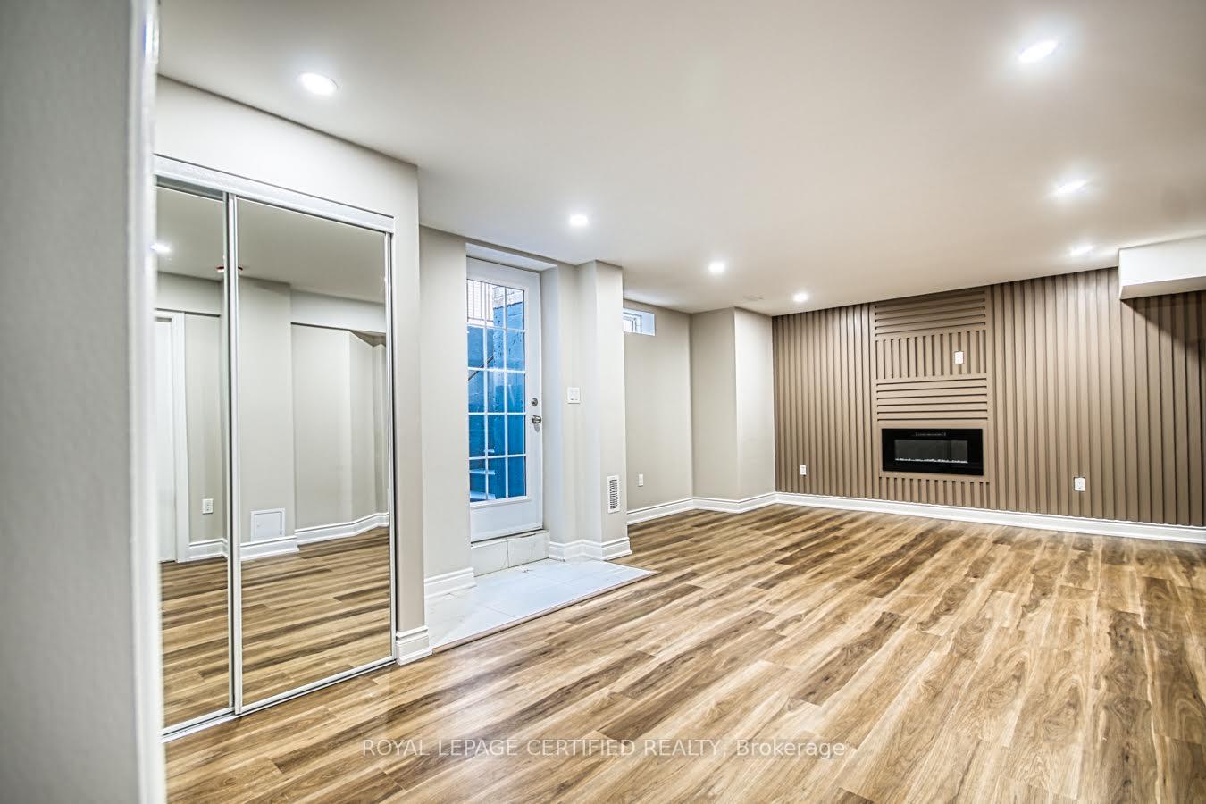 Photo 2 of Unit BSMT, 1427 Whitney Terrace, Milton, Ford — HOMEH