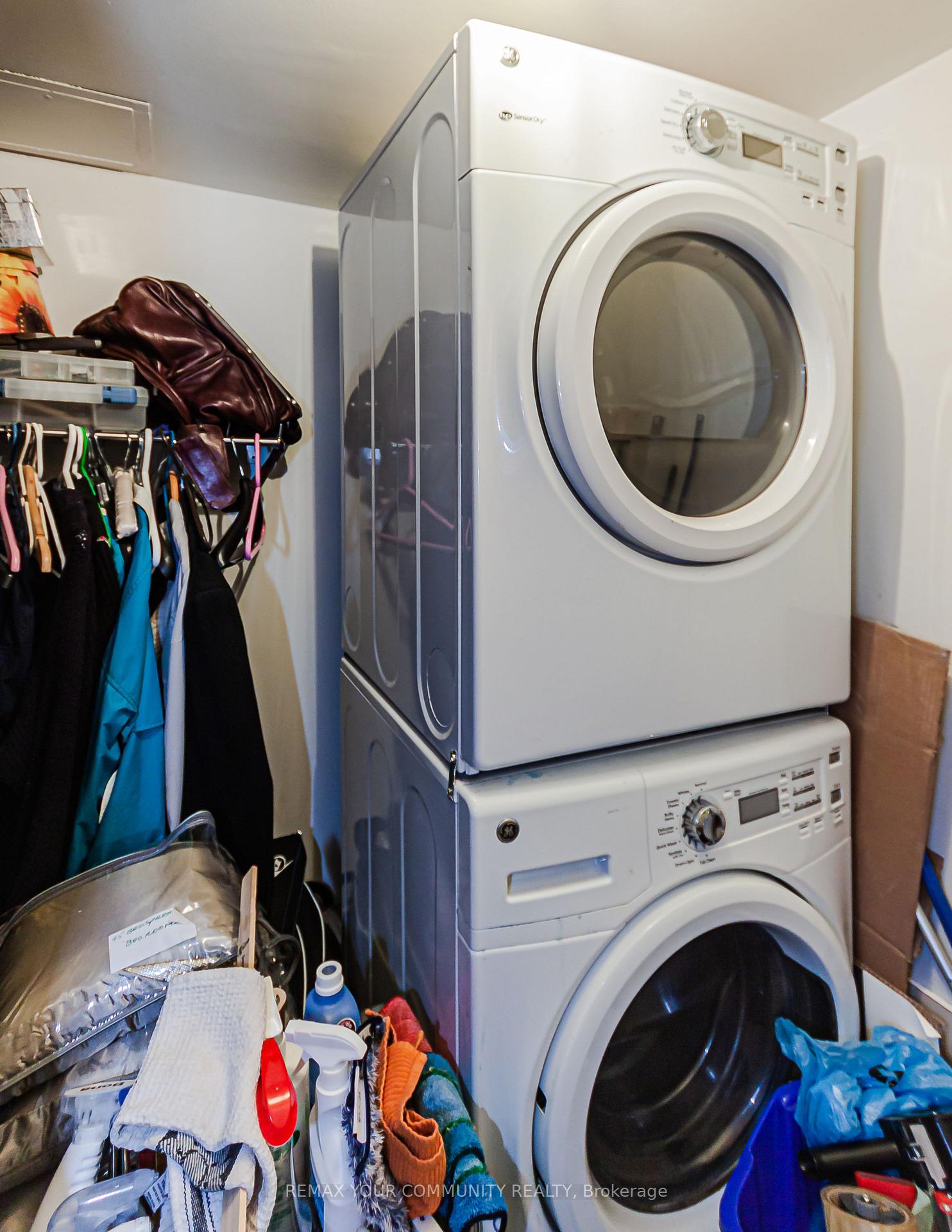 Photo 35 of Unit 301, 326 Major Mackenzie Drive E, Richmond Hill, Crosby — HOMEH