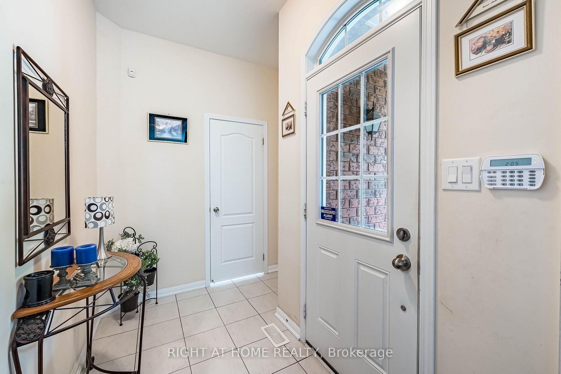 Photo 7 of 33 Drexel Road, Brampton, Bram East — HOMEH