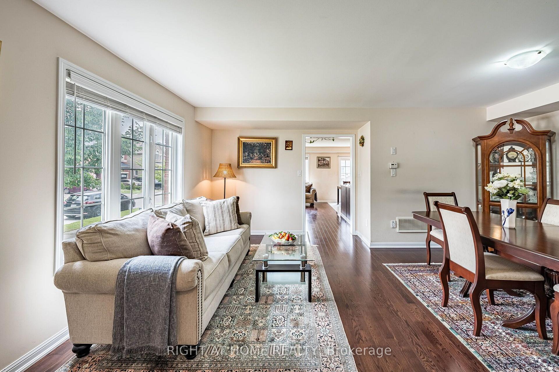 Photo 9 of 33 Drexel Road, Brampton, Bram East — HOMEH