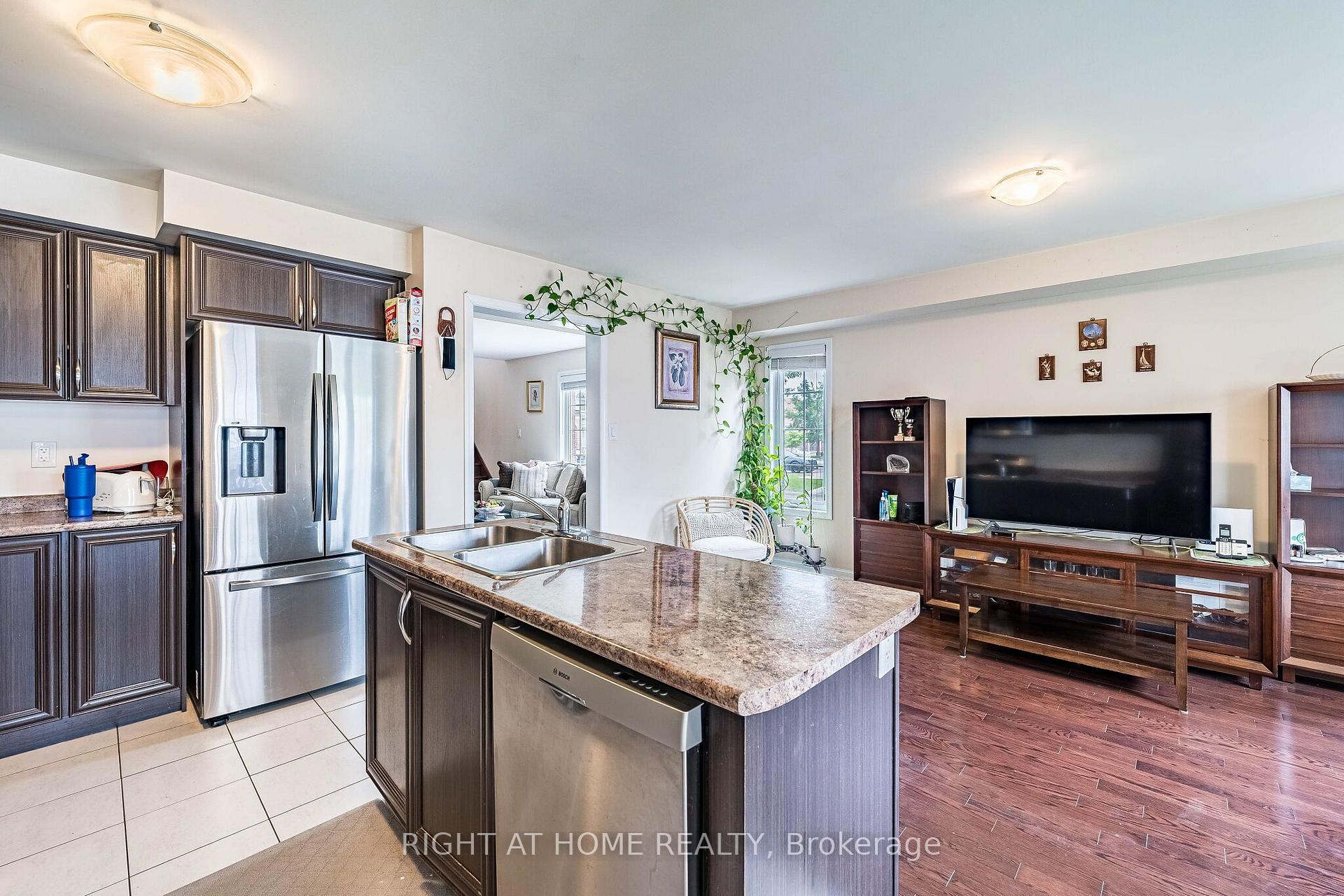 Photo 16 of 33 Drexel Road, Brampton, Bram East — HOMEH