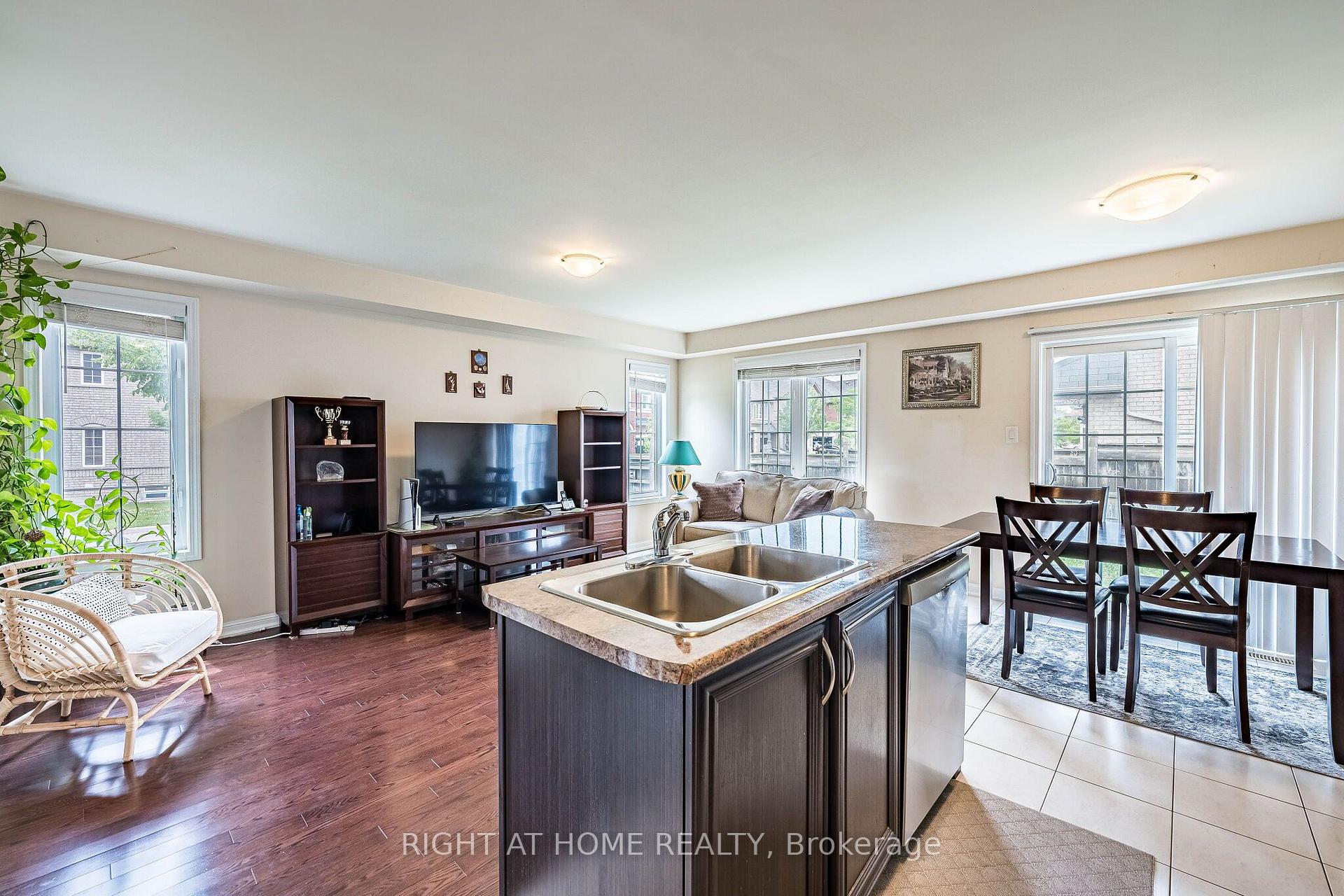 Photo 17 of 33 Drexel Road, Brampton, Bram East — HOMEH