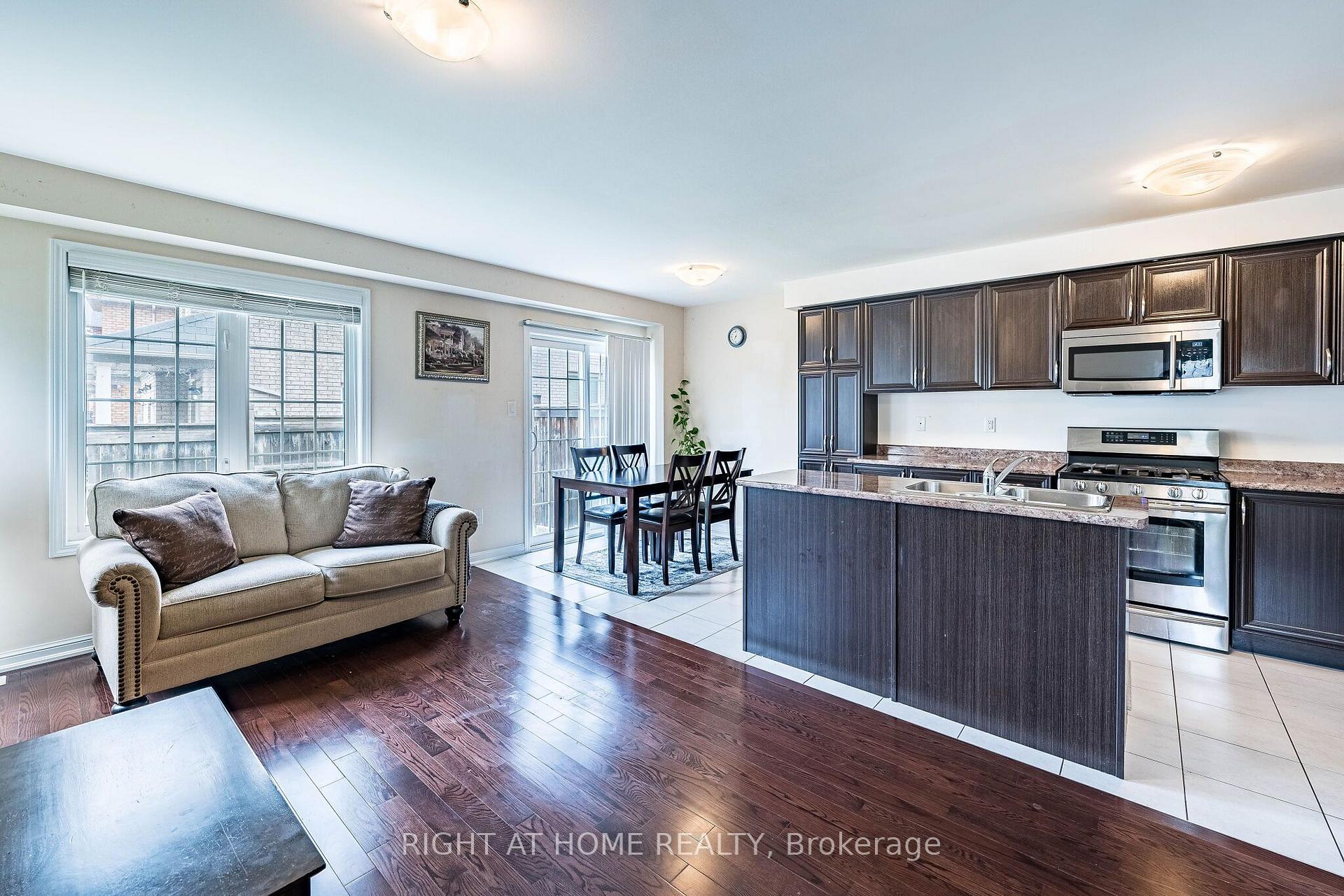 Photo 26 of 33 Drexel Road, Brampton, Bram East — HOMEH