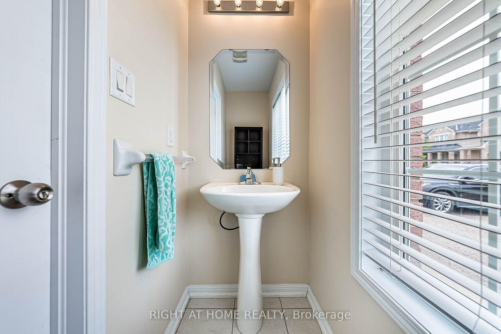 Photo 27 of 33 Drexel Road, Brampton, Bram East — HOMEH