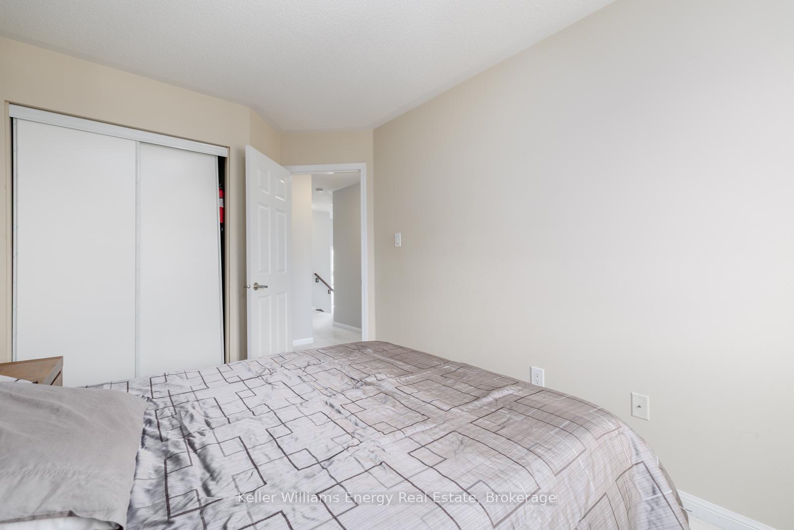 Photo 24 of 926 Burrows Gate, Milton, Coates — HOMEH