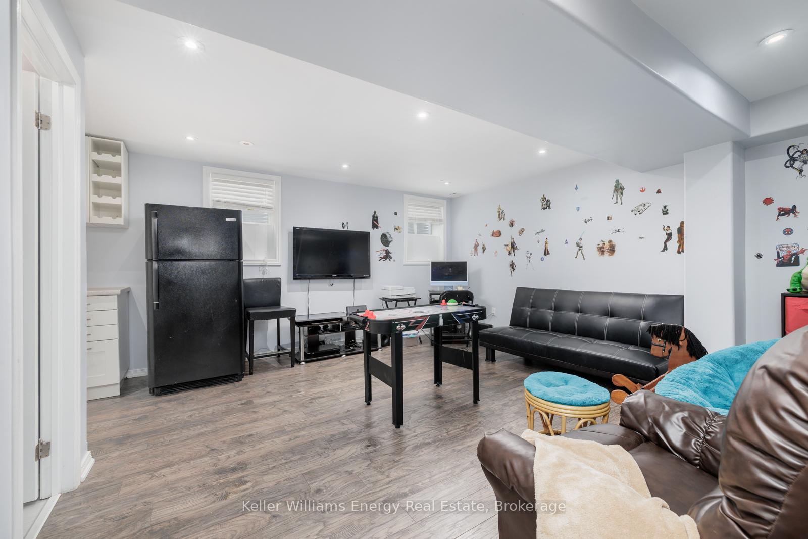 Photo 27 of 926 Burrows Gate, Milton, Coates — HOMEH