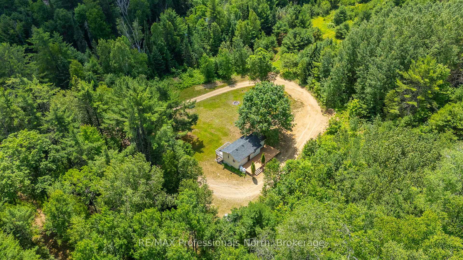 Photo 3 of 1468 Barry Line, Algonquin Highlands, Stanhope — HOMEH