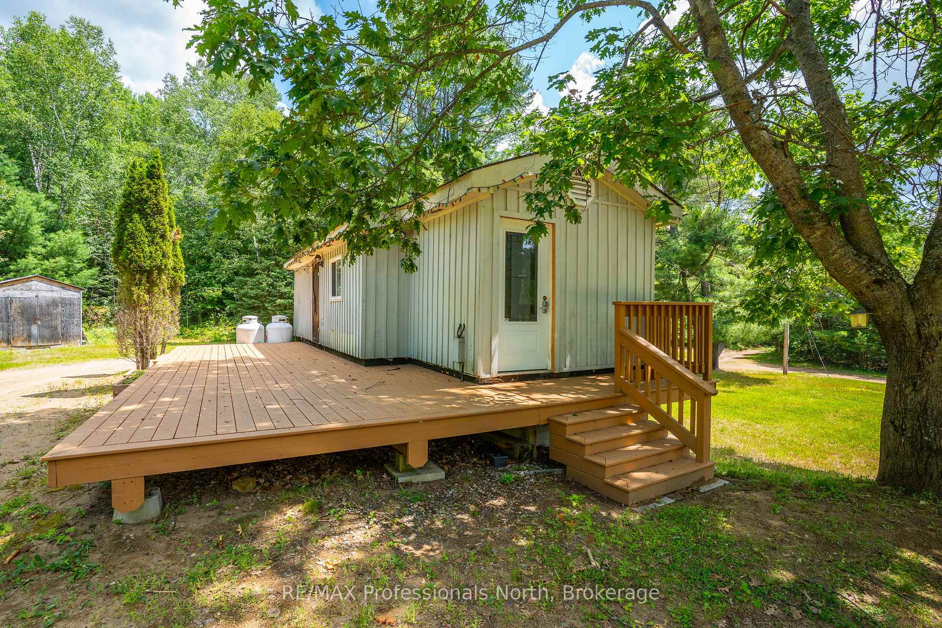 Photo 5 of 1468 Barry Line, Algonquin Highlands, Stanhope — HOMEH