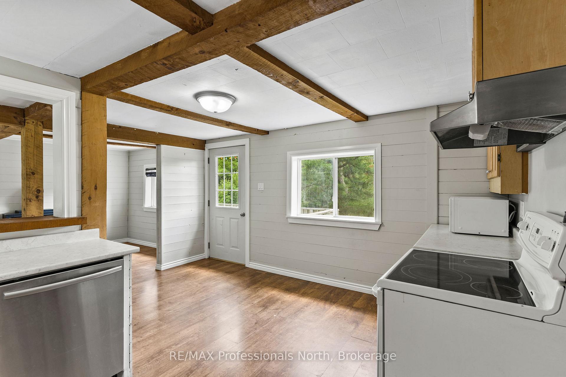 Photo 9 of 1468 Barry Line, Algonquin Highlands, Stanhope — HOMEH