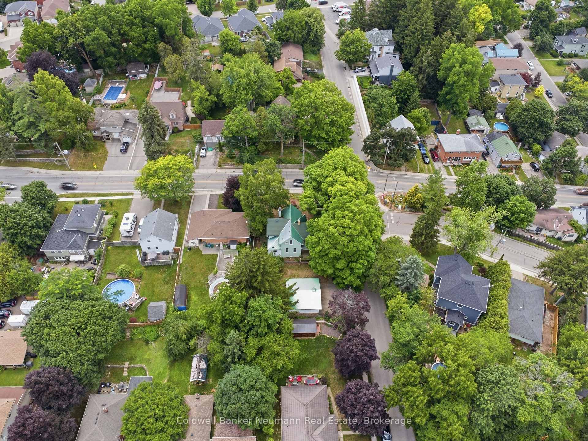 Photo 36 of 1691 Franklin Boulevard, Cambridge, Grow Community Centre — HOMEH