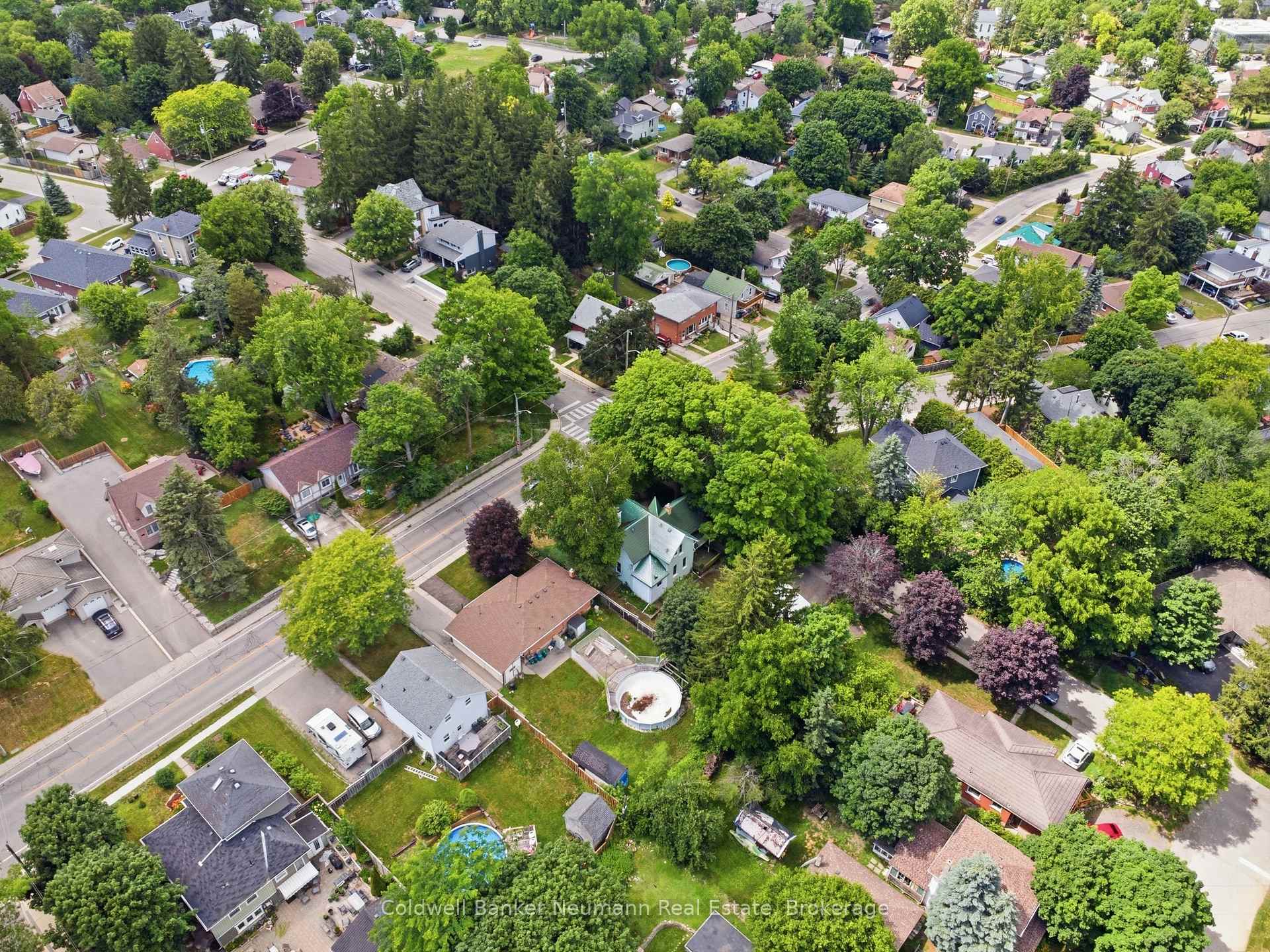 Photo 37 of 1691 Franklin Boulevard, Cambridge, Grow Community Centre — HOMEH