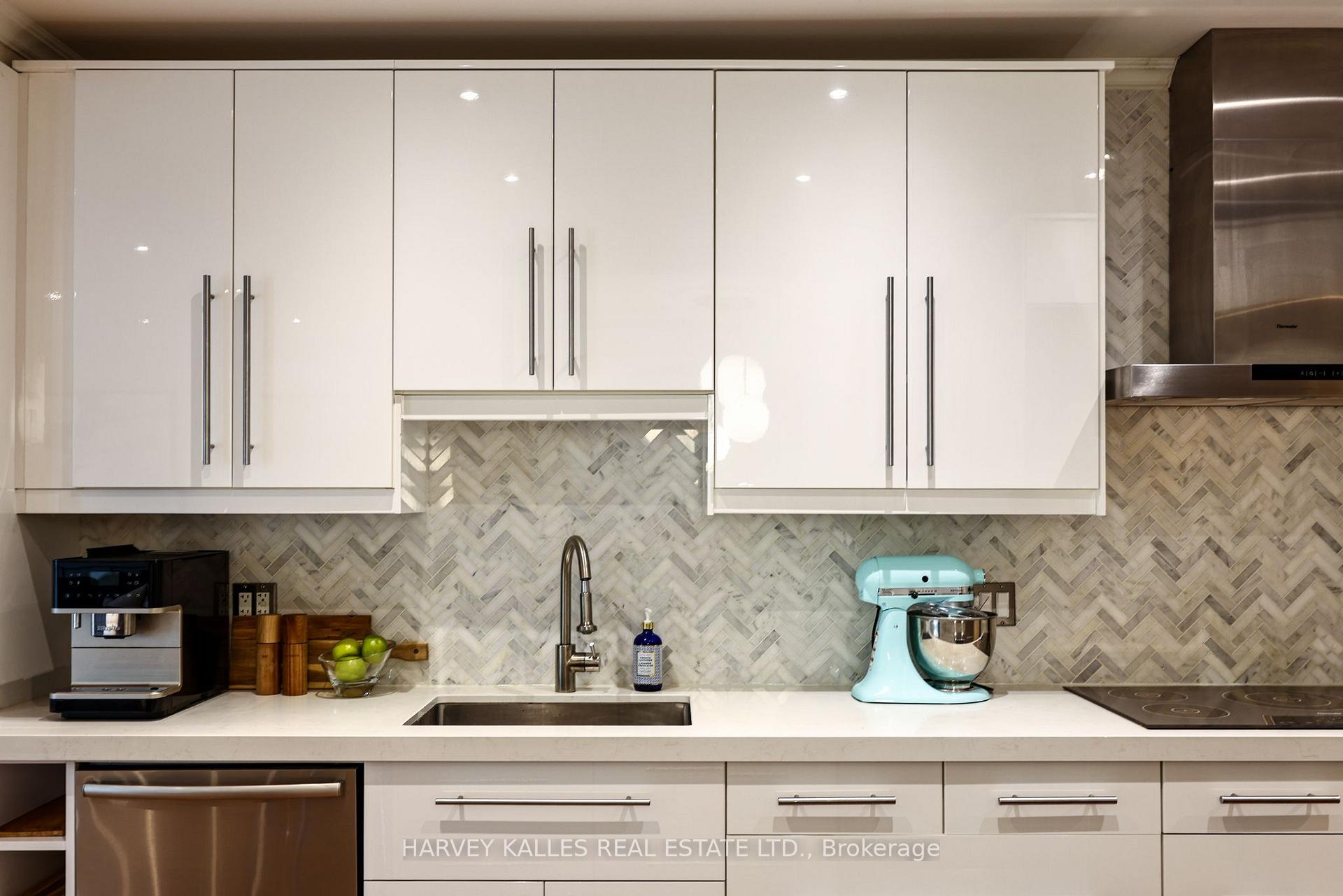Photo 12 of 150 Deloraine Avenue, Toronto, Lawrence Park North — HOMEH