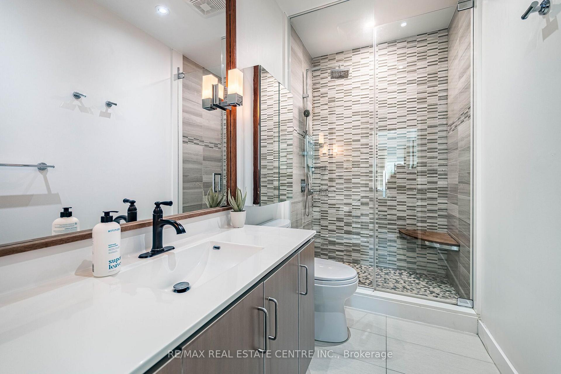 Photo 19 of Unit 406, 2 Fieldway Road, Etobicoke, Islington-City Centre West — HOMEH