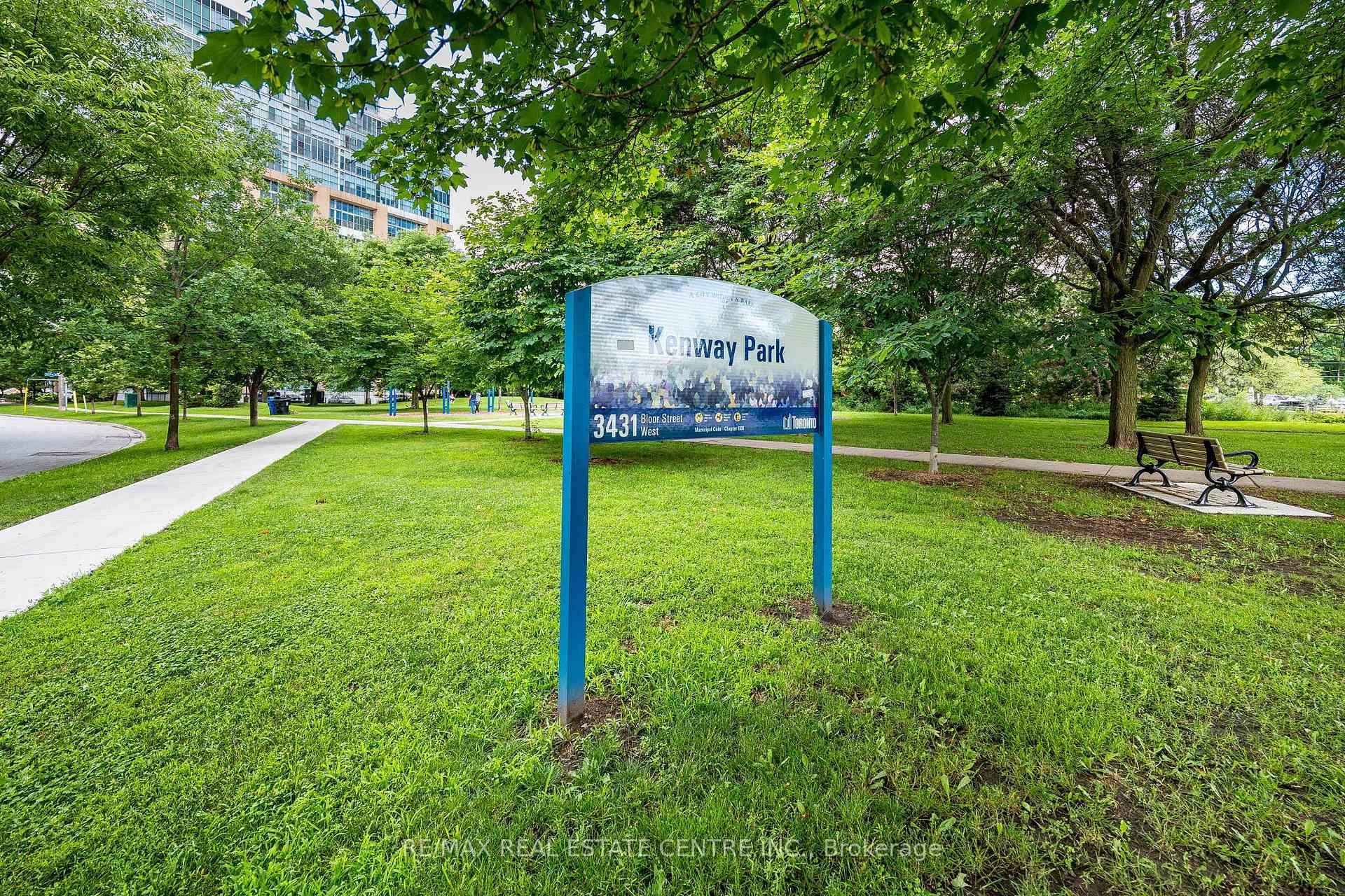 Photo 27 of Unit 406, 2 Fieldway Road, Etobicoke, Islington-City Centre West — HOMEH