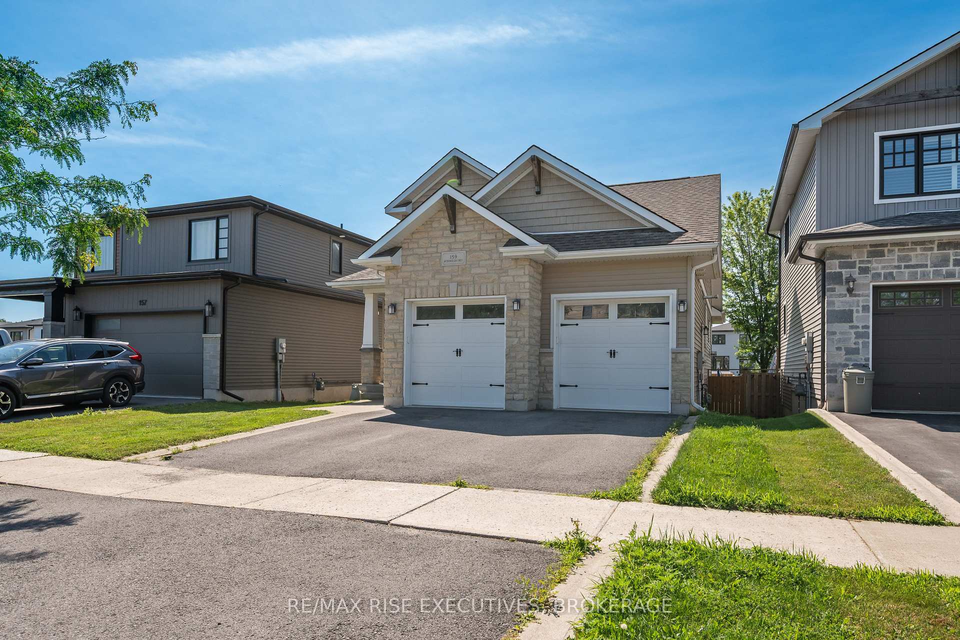 Photo 3 of 159 McDonough Crescent, Loyalist, Amherstview — HOMEH