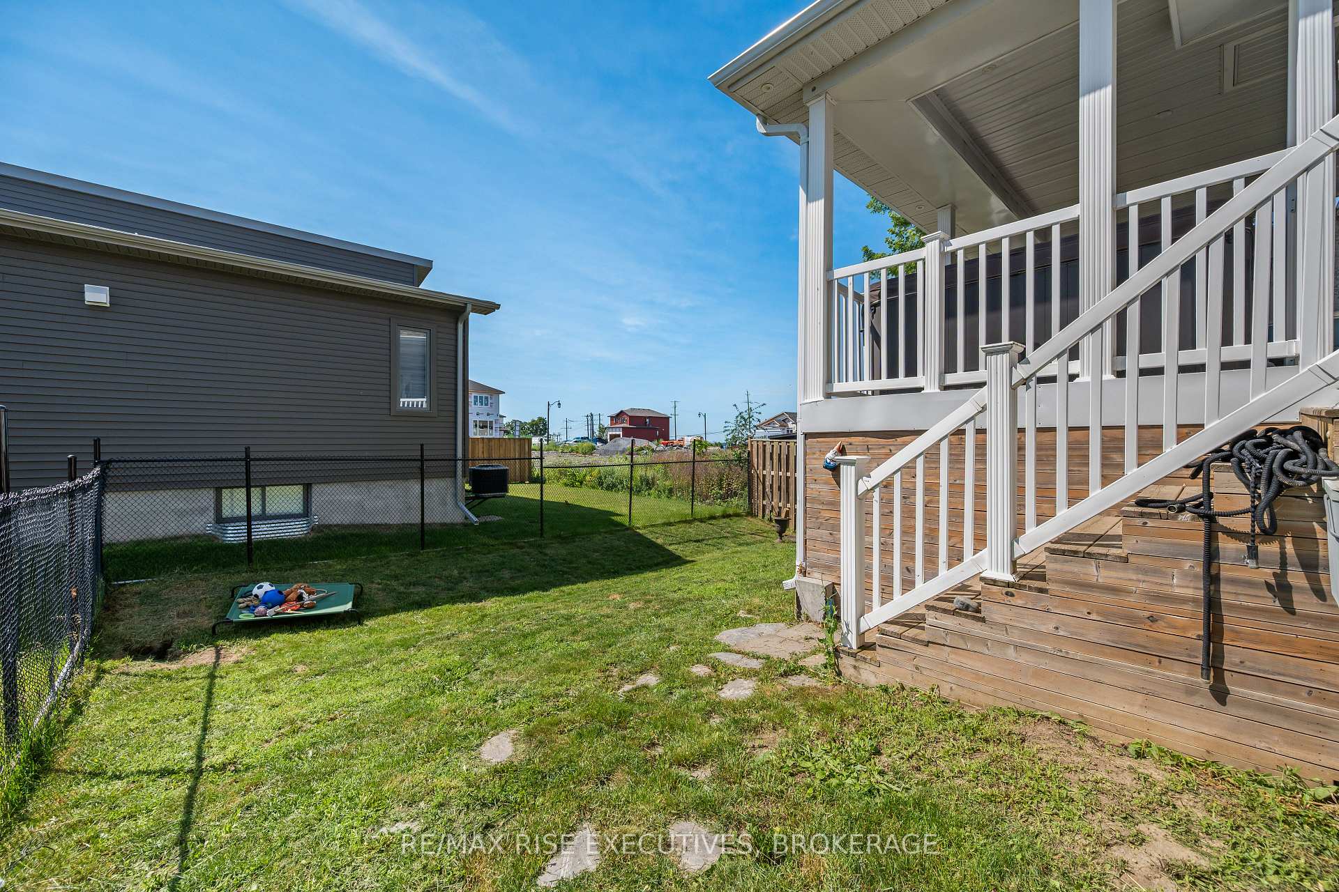 Photo 4 of 159 McDonough Crescent, Loyalist, Amherstview — HOMEH