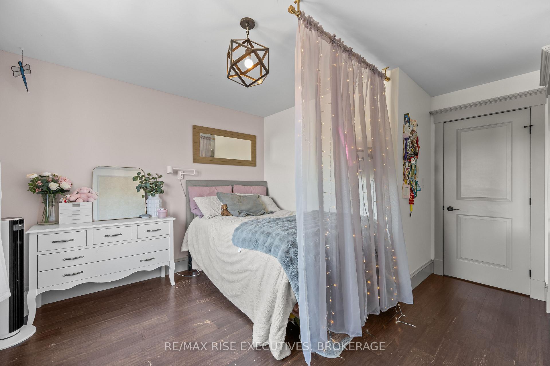 Photo 35 of 159 McDonough Crescent, Loyalist, Amherstview — HOMEH