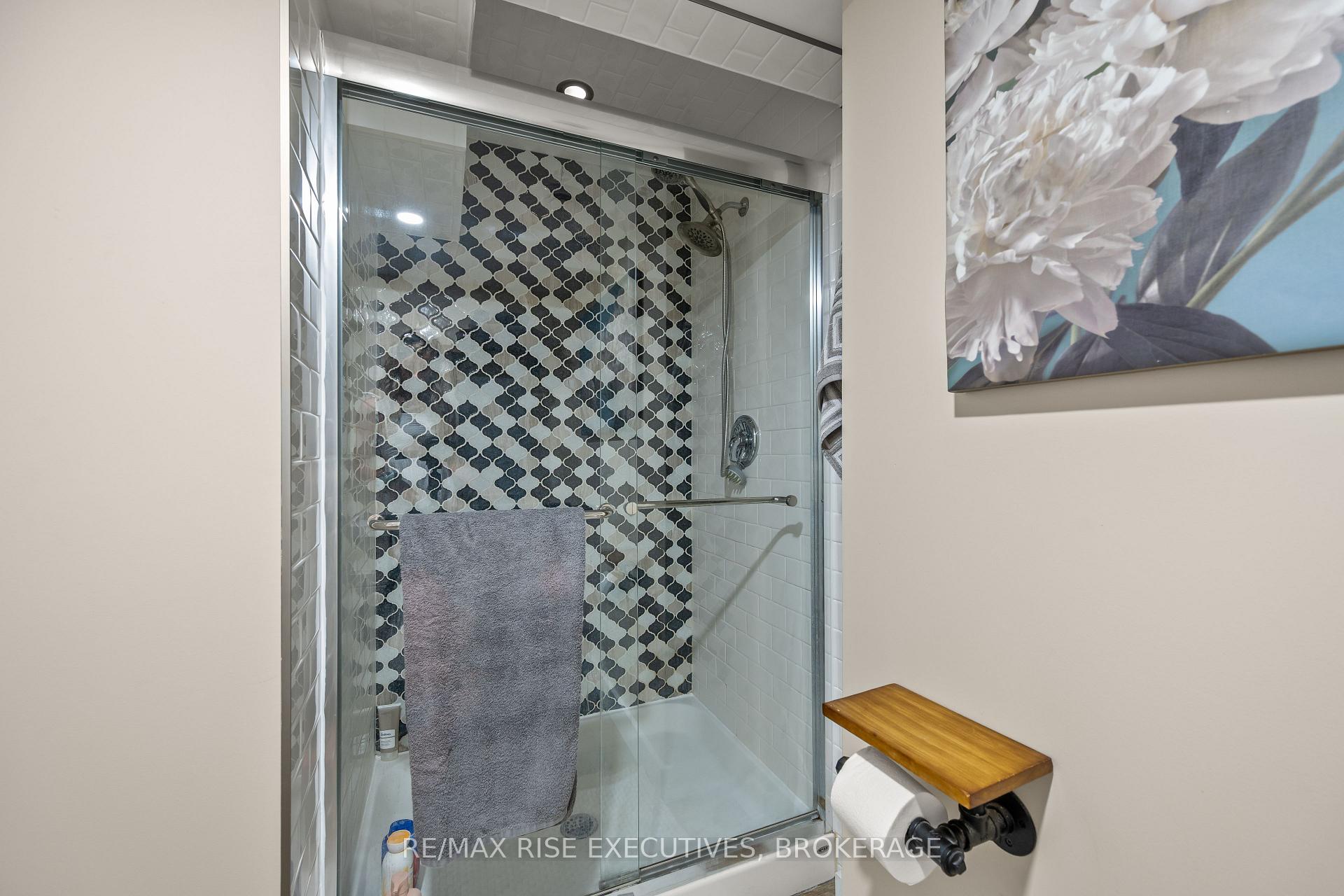 Photo 40 of 159 McDonough Crescent, Loyalist, Amherstview — HOMEH