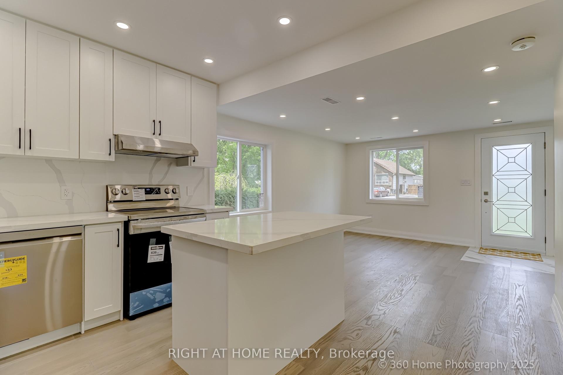 Photo 15 of 321 Tampa Drive, Georgina, Keswick South — HOMEH