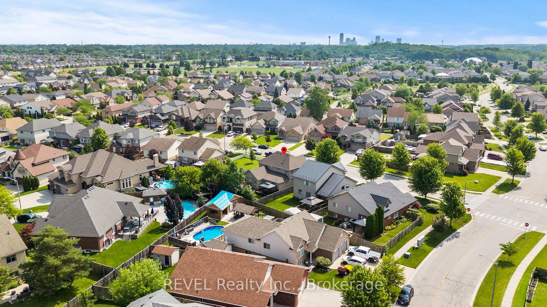 Photo 39 of 6955 St Michael Avenue, Niagara Falls, Forestview — HOMEH