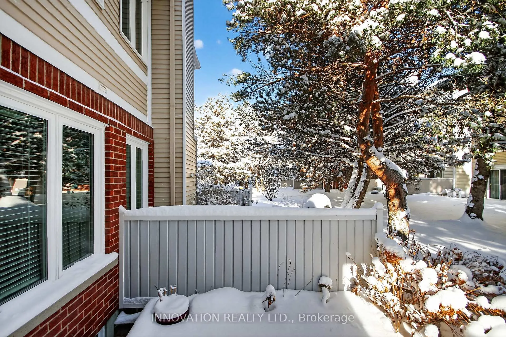 Photo 2 of Unit 3, 59 Dalecroft Crescent, Ottawa, Centrepointe — HOMEH