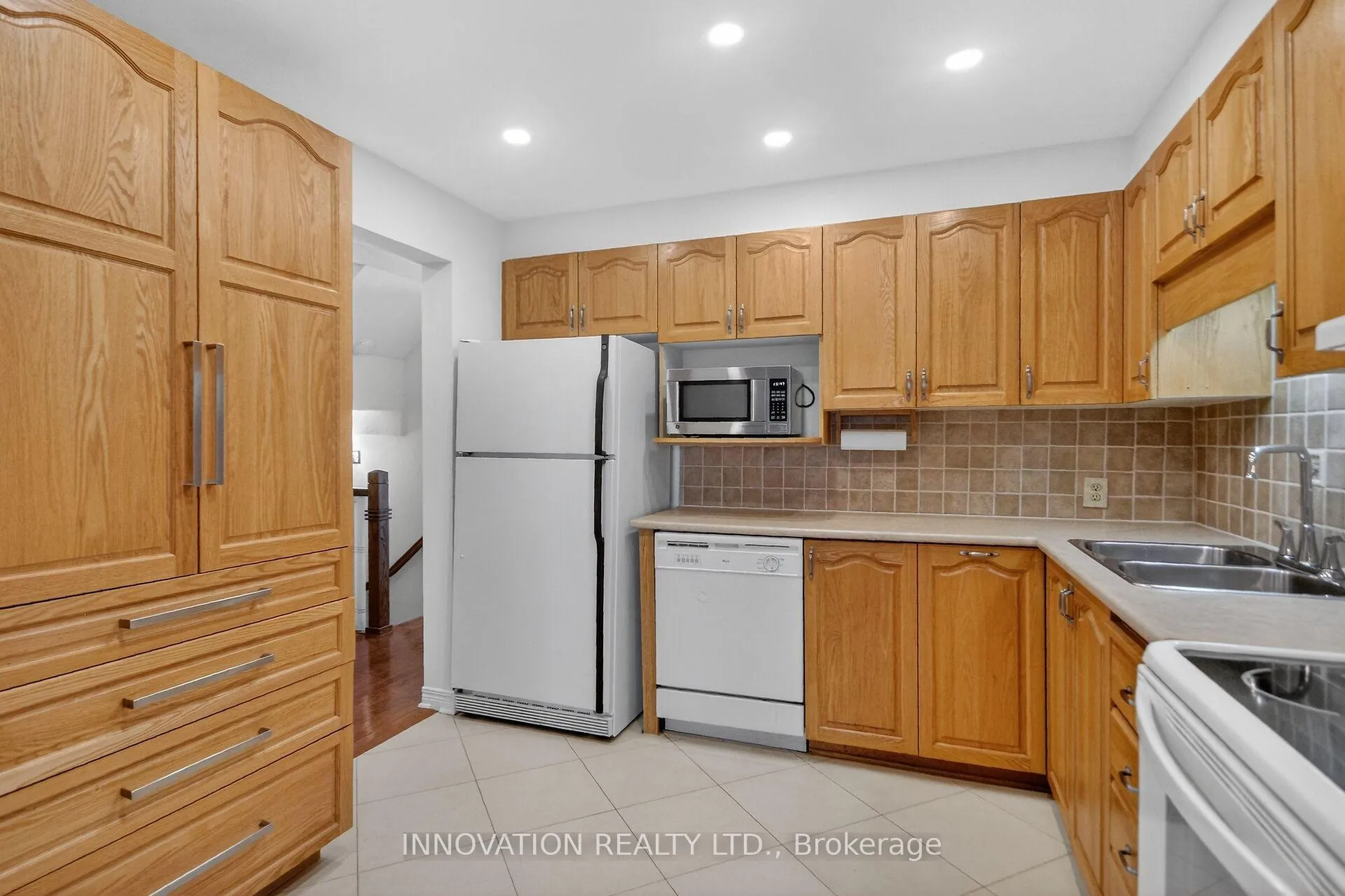Photo 10 of Unit 3, 59 Dalecroft Crescent, Ottawa, Centrepointe — HOMEH