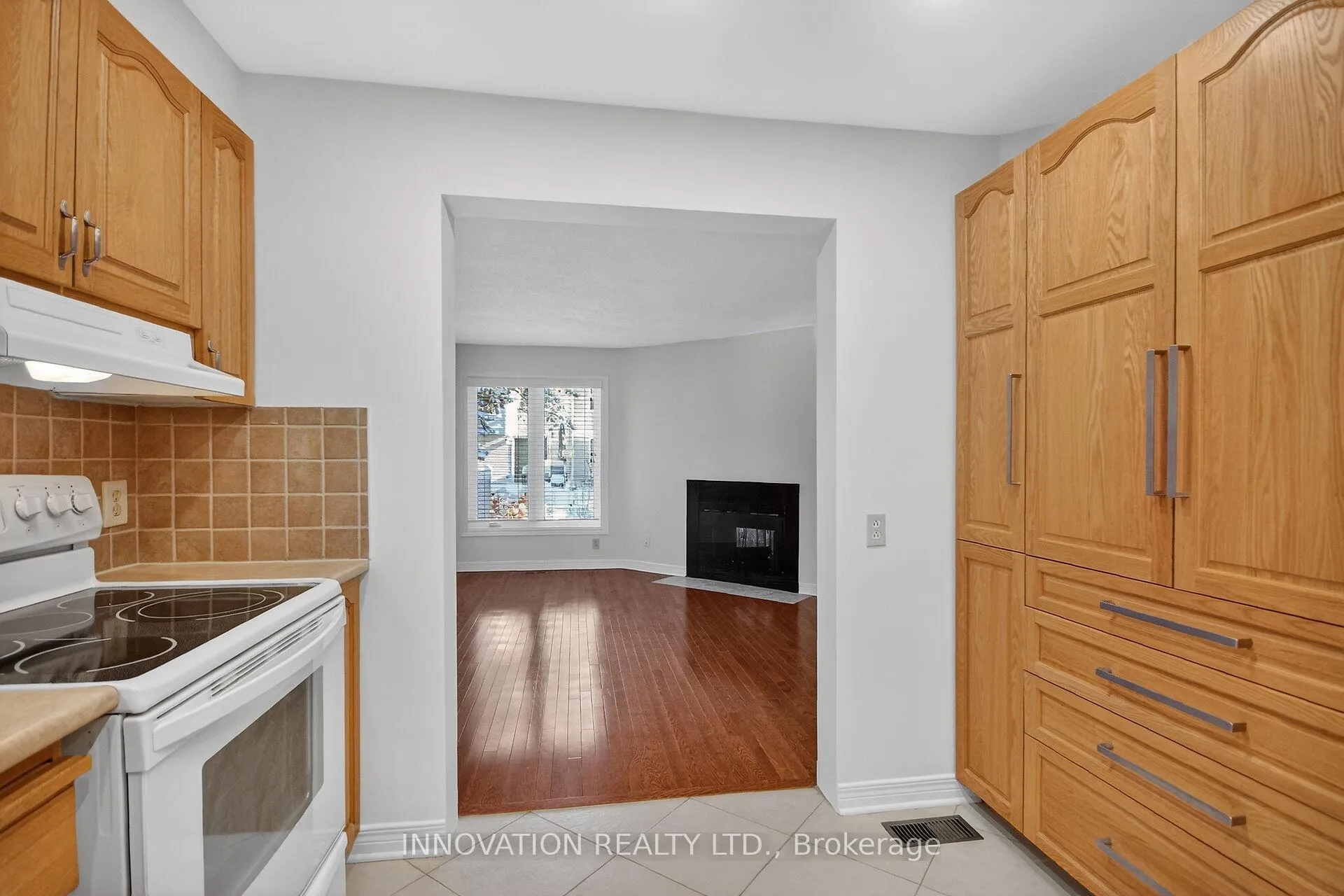 Photo 12 of Unit 3, 59 Dalecroft Crescent, Ottawa, Centrepointe — HOMEH