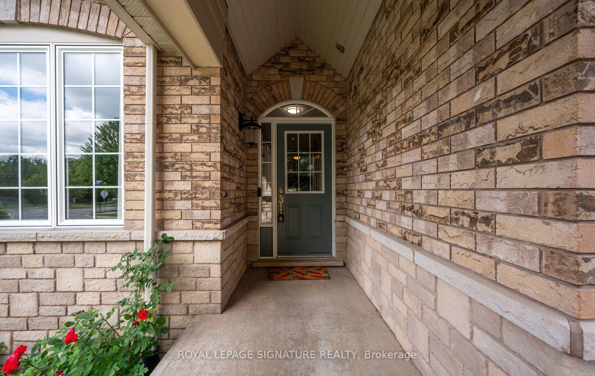 Photo 2 of 115 Arborglen Drive, Halton Hills, Georgetown — HOMEH