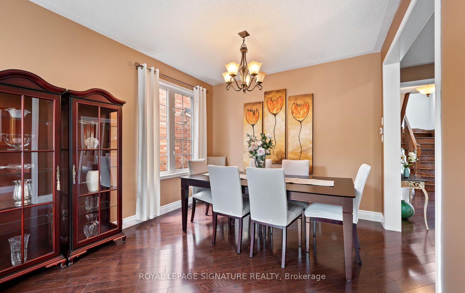 Photo 5 of 115 Arborglen Drive, Halton Hills, Georgetown — HOMEH