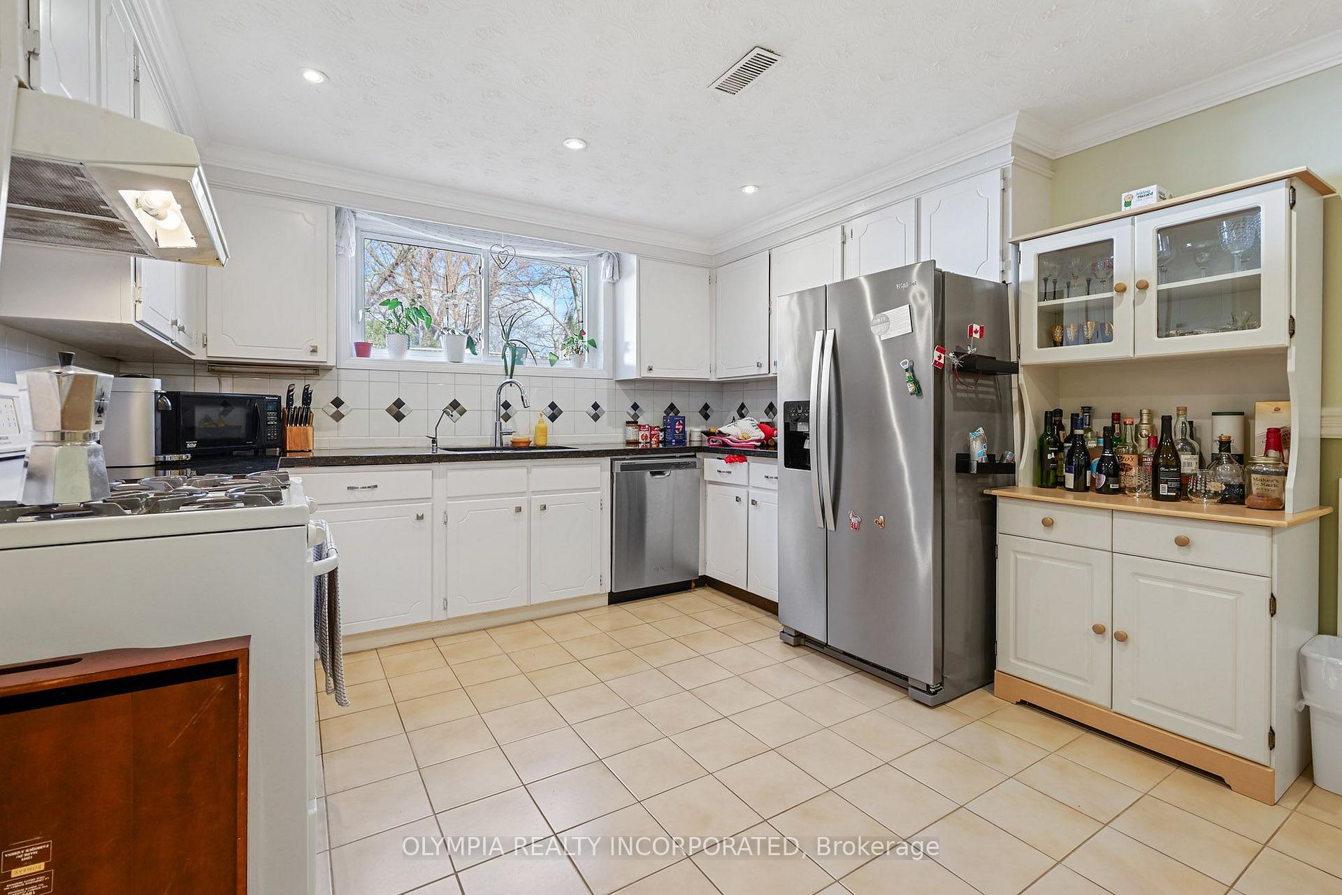 Photo 20 of 6182 Delta Drive, Niagara Falls, West Wood — HOMEH