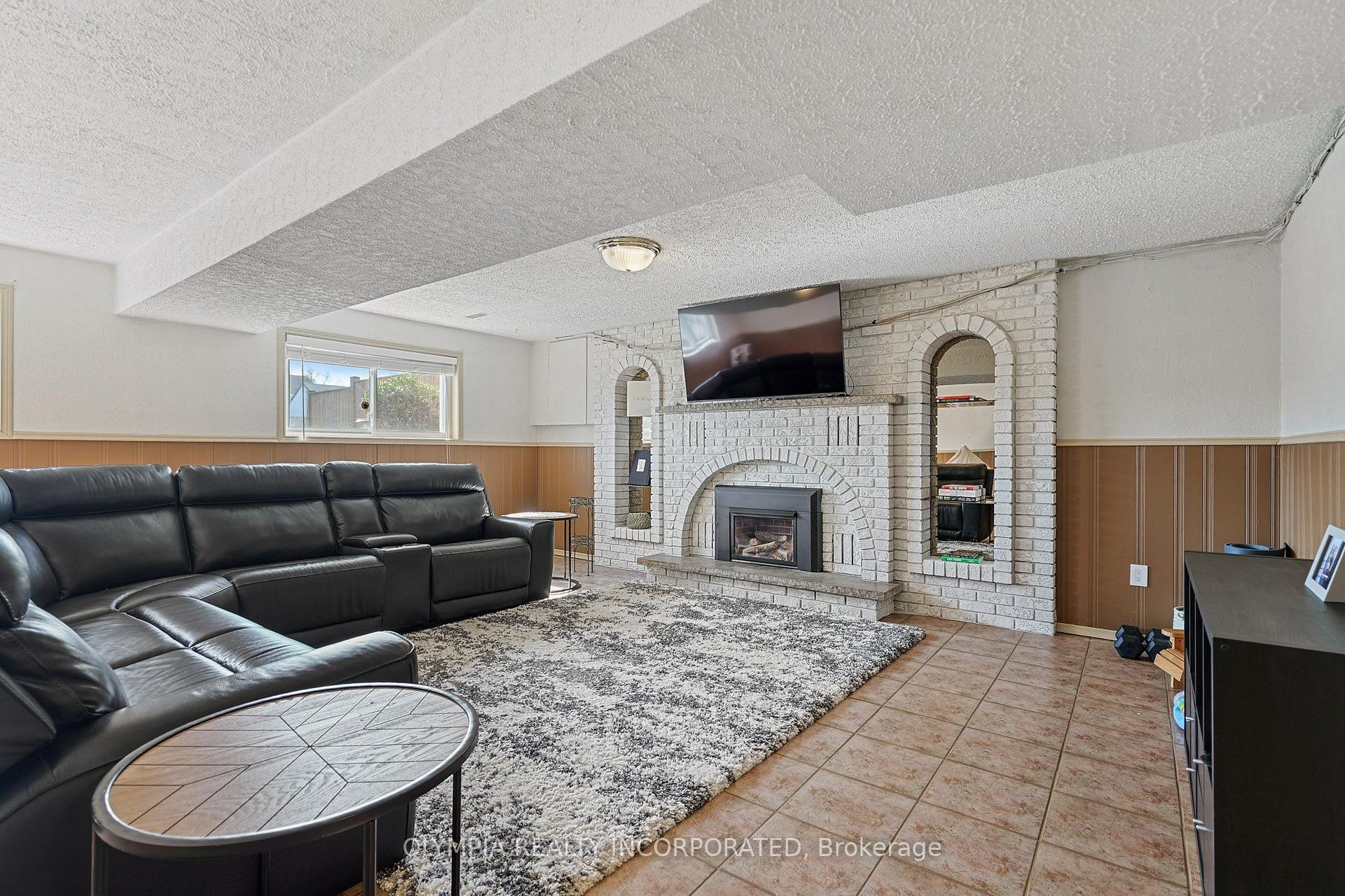 Photo 22 of 6182 Delta Drive, Niagara Falls, West Wood — HOMEH