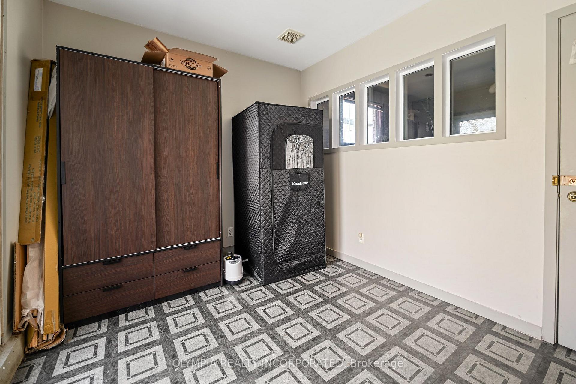 Photo 28 of 6182 Delta Drive, Niagara Falls, West Wood — HOMEH