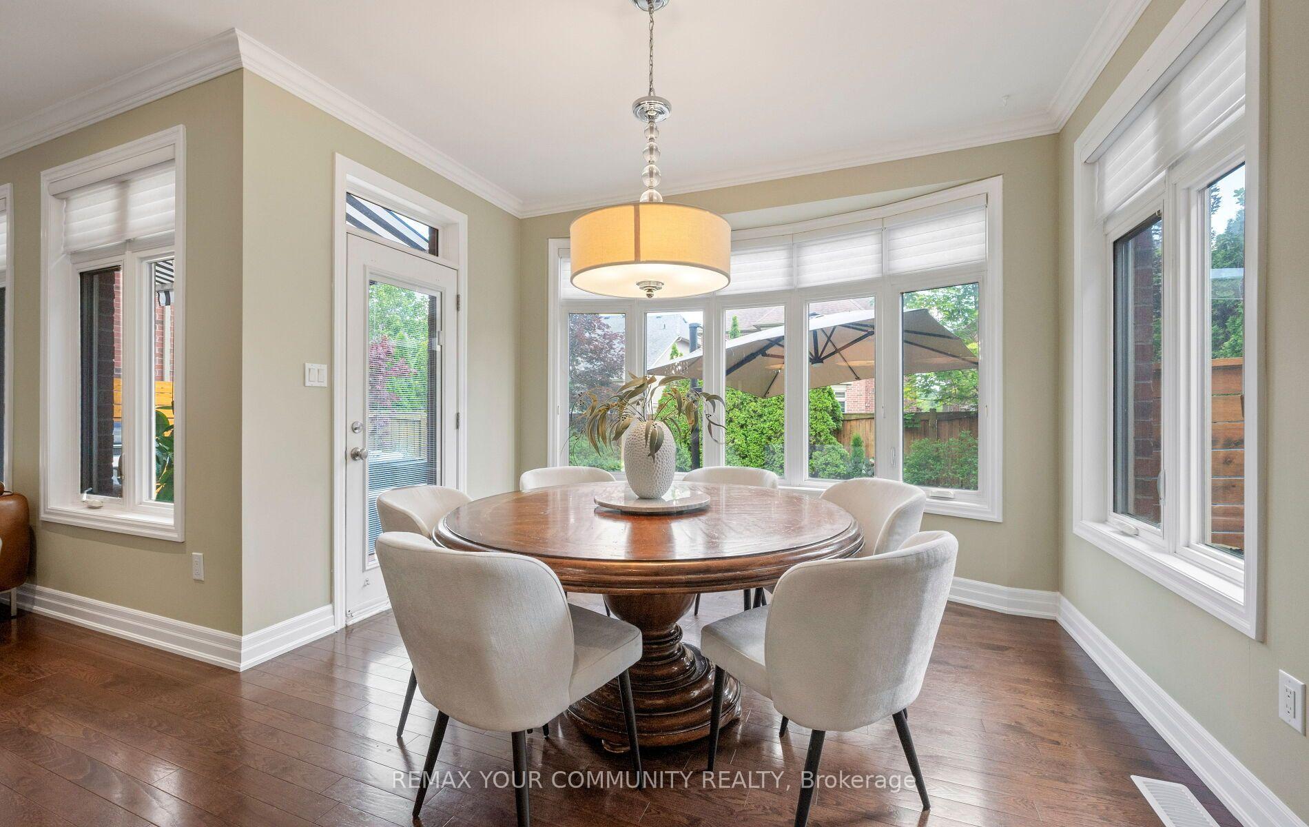 Photo 17 of 21 Lilly Valley Crescent S, King, King City — HOMEH
