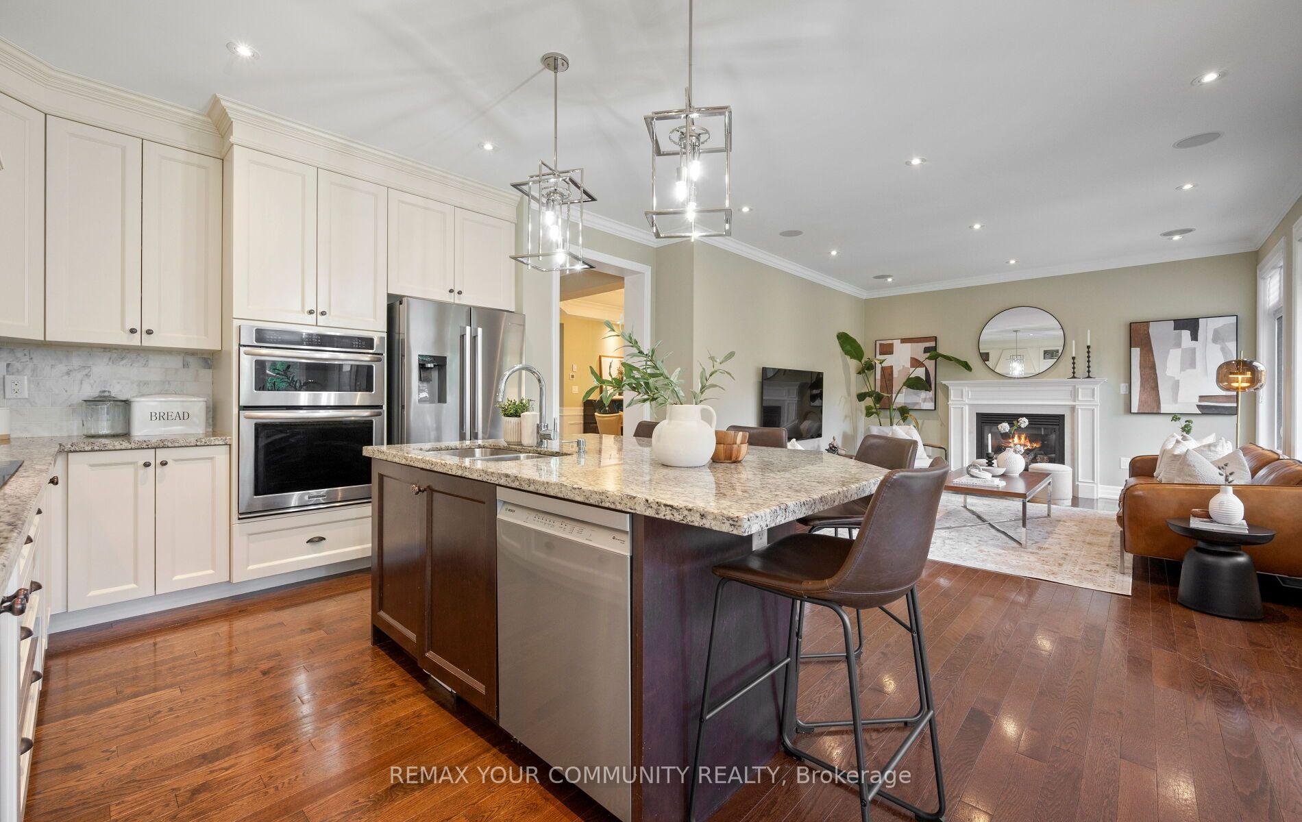 Photo 19 of 21 Lilly Valley Crescent S, King, King City — HOMEH